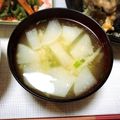 fl＊＊'s cooksnap of when they made いつもよりちょっとおいしい大根のみそ汁.