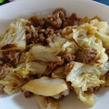 るなぴぴ's cooksnap of when they made 材料2つだけ！ きゃべつの挽き肉炒め.