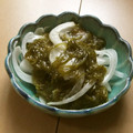 きらり流れ星's cooksnap of when they made めかぶと新玉ねぎのさっぱり和え.