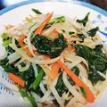 skunki's cooksnap of when they made 簡単・彩り三色ナムル.