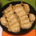 ゆうきいた's cooksnap of when they made 餃子 カリッと焼きました！.
