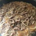 東洋カメリア's cooksnap of when they made 簡単豚丼、牛丼温泉卵乗せ☆.