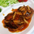ちーたむたむ☆'s cooksnap of when they made 簡単煮込みハンバーグ.