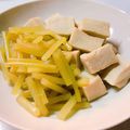 JTPA4S☆'s cooksnap of when they made ふきと高野豆腐の煮物.