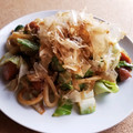 ふか谷's cooksnap of when they made かつおぶしたっぷりで和風焼きうどん♡.