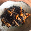 ＊＊まる＊＊'s cooksnap of when they made 麺つゆで簡単に。ひじきの煮物.
