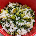 唯斗mama's cooksnap of when they made 葉っぱが美味しい！セロリの葉のごま油炒め.