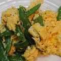 ♡キイロイトリ♡'s cooksnap of when they made 簡単♪スナップえんどうと炒り卵のサラダ.