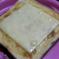 りおちゃんマン's cooksnap of when they made 簡単☆マヨ醤油チーズトースト.