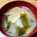 こっこちゃーん's cooksnap of when they made 茹でたけのこと、ワカメの味噌汁.