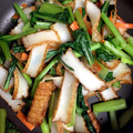 クックI6RO84☆'s cooksnap of when they made 5分でできる小松菜とさつま揚げの炒めもの.