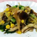 ぺこ結's cooksnap of when they made サラダ菜としめじのバター醤油炒め.