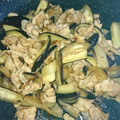 めいぷるhoney's cooksnap of when they made ナスとキャベツのうまうま炒め.