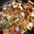 hykumi's cooksnap of when they made ★残ったキムチで厚揚げの簡単炒め物.