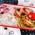 CCMB's cooksnap of when they made 鶏むね肉で★ヘルシーのり塩チキン.