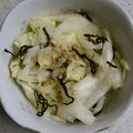 クックGB6431☆'s cooksnap of when they made 酢キャベツ＋塩昆布.