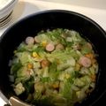 ゆりおく's cooksnap of when they made ささっとスープ☆きゃべつとウインナー.