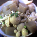 kakichiyo's cooksnap of when they made ♪ブナピーと里芋の煮付け.