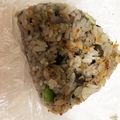 クックXHBZWE☆'s cooksnap of when they made アミエビと枝豆のおにぎり.