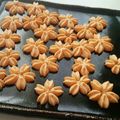 ☆kaoppe☆'s cooksnap of when they made 簡単♡サクッほろ♪春満開♡桜クッキー.