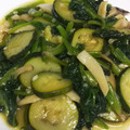 utn's cooksnap of when they made ズッキーニとホウレンソウと舞茸の炒め物.