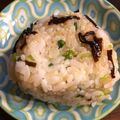 liarra's cooksnap of when they made みつばと塩昆布の玄米おむすび.
