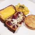 miwayon's cooksnap of when they made ✿いちごとチーズのデザートトースト✿.