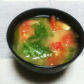 ☆yopipi's cooksnap of when they made 早い！美味い！簡単！トマトとレタスみそ汁.