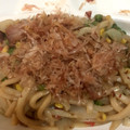 みん。実家暮らし飯's cooksnap of when they made 簡単焼きうどん.
