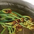 ねこつぐら's cooksnap of when they made 本物の灰deわらびのあくぬき.