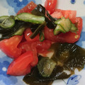 noko77's cooksnap of when they made ワカメとキュウリとトマトの酢の物.