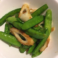 honokaokan's cooksnap of when they made 絹さやと卵とちくわ炒め～♪.
