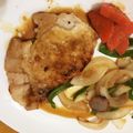 meyuyu's cooksnap of when they made ポークソテー✿ガーリックきのこソース.