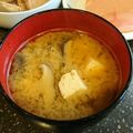 hiro★kuma's cooksnap of when they made 豆腐ときのこのみそ汁.