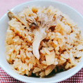 QOO＆SKY's cooksnap of when they made 簡単♪焼き舞茸の炊き込み御飯／バター醤油.