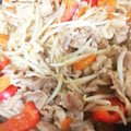 かめちょ's cooksnap of when they made 給料日前の旨安☆ニラもやしの豚バラ炒め.