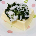 た～ﾁｬﾝmama's cooksnap of when they made 簡単☆たまご豆腐に、とろろ～んとわかめ♪.