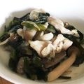 YKPON's cooksnap of when they made 行者菜（ニラでも）と豚肉のレモン炒め.