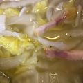 にゃんこりんご's cooksnap of when they made 豚肉と白菜もやし玉葱のコンソメスープ.