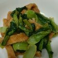miyarobo's cooksnap of when they made 小松菜とカリカリ油揚げの炒め物♡.
