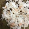tayuko310's cooksnap of when they made 新玉ねぎのツナ塩昆布和え.