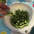 ピヨミンゴ's cooksnap of when they made 母直伝！豆ご飯に最速★えんどう豆のむき方.