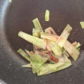 ma___111's cooksnap of when they made 丸ごとレタスとかにかまのオイスター炒め♪.