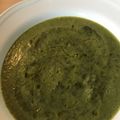 Yokchina's cooksnap of when they made ディルと胡桃とズッキーニの冷たいスープ.