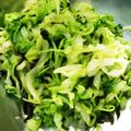 ☆えみらん☆'s cooksnap of when they made 豆苗とキャベツの塩昆布和え.
