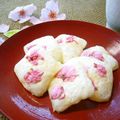 runa10's cooksnap of when they made 桜のチーズ煎餅.