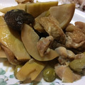 JamChoco9's cooksnap of when they made 夕食弁当♪絶品♪豚肉と淡竹と油揚げの煮物.