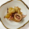 くまやっこ's cooksnap of when they made いかとじゃがいものガリバタ炒め.