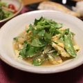 まろんかふぇ's cooksnap of when they made 新玉ねぎと絹さやの卵とじ.