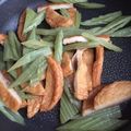 ひびきのママ's cooksnap of when they made フキとさつま揚げの油炒め.